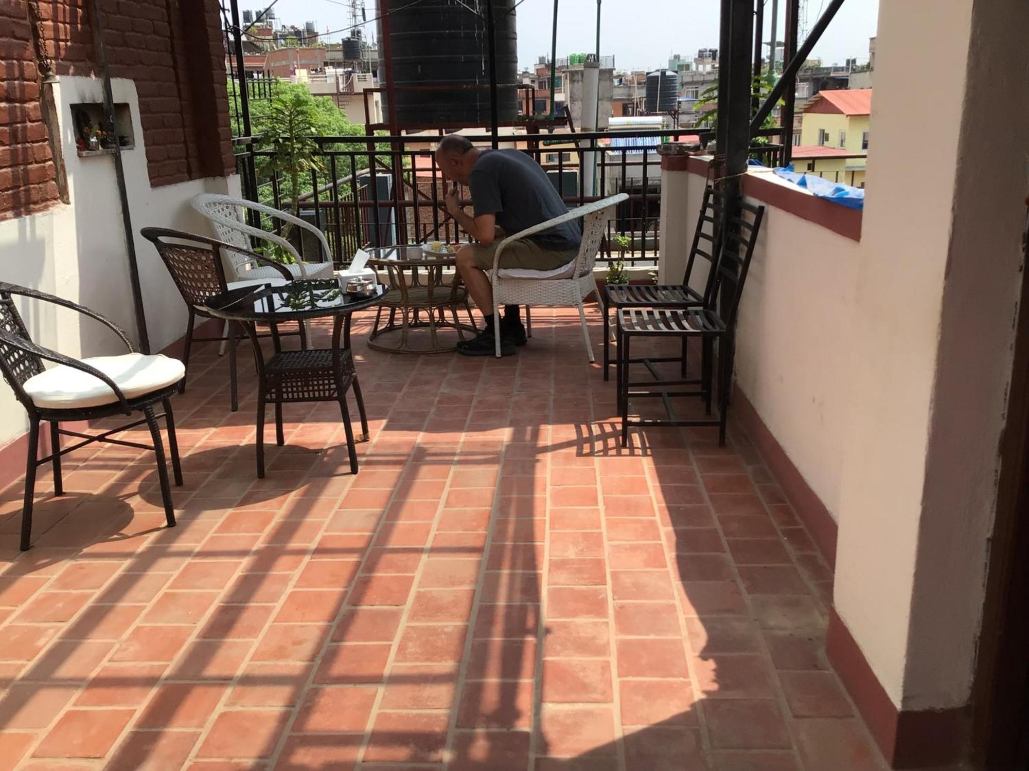 ラリトプル ヤンバ トラディショナル ホーム Bed & Breakfast エクステリア 写真