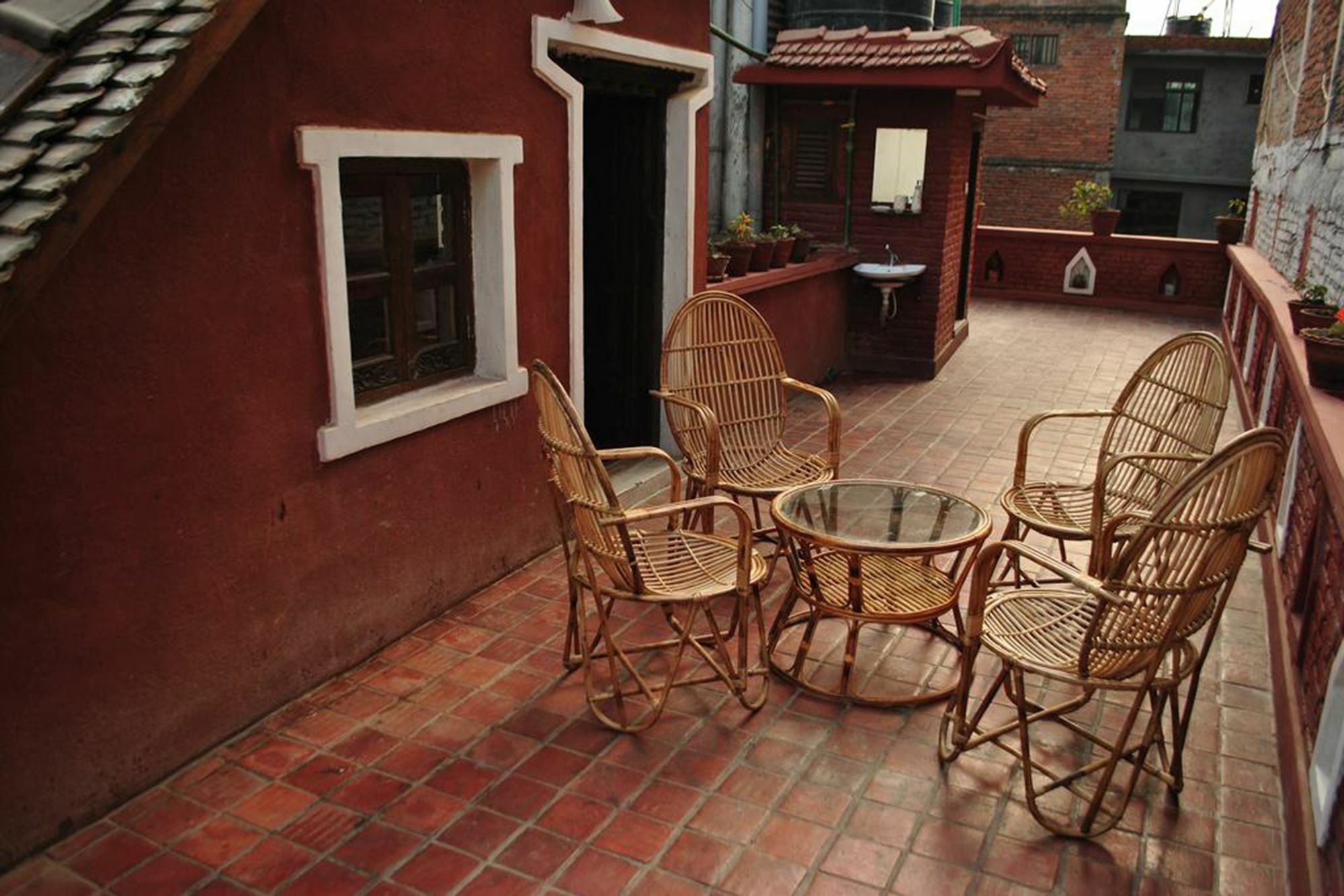 ラリトプル ヤンバ トラディショナル ホーム Bed & Breakfast エクステリア 写真